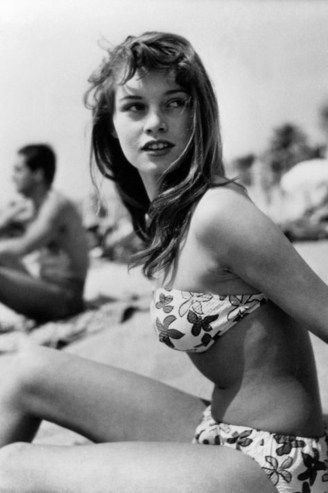 Best Beach Hair Moments - Brigitte Bardot In Cannes Swimsuit Inspiration, Bridgette Bardot, Bridget Bardot, Heather Graham, Vogue France, Marlene Dietrich, French Actress, Christina Hendricks, Brigitte Bardot