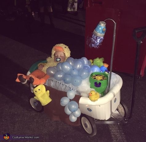 Wagon Costume, Diy Baby Costumes, 2015 Halloween Costumes, Diy Bathtub, Homemade Costume, Costume Works, Baby Costume, In The Bathtub, Red Wagon