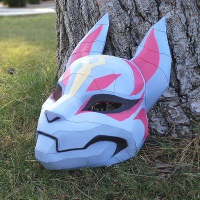 Fortnite Papercraft: Drift Mask | Tektonten Papercraft Anbu Mask, Mask Papercraft, Papercraft Mask, Low Poly Papercraft, Paper Wall Decor, Kitsune Mask, Halloween Paper Crafts, Paper Mask, Mask Ideas