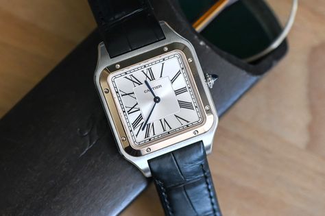 Cartier Santos Dumont, Top Watches For Men, Cartier Calibre, Cartier Diamond, Cartier Vintage, Cartier Gold, Monochrome Watches, Cartier Panthere, Cartier Santos