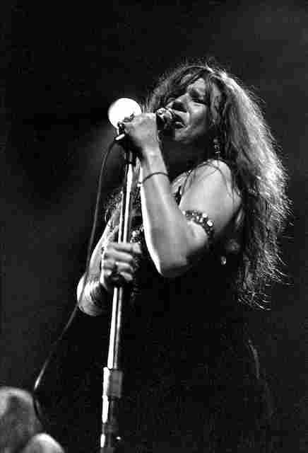 Janis Joplin Style, Janis Joplin Porsche, Fillmore East, Acid Rock, Woodstock 1969, Roger Daltrey, Rock Photography, Guitar Lessons For Beginners, Joan Baez