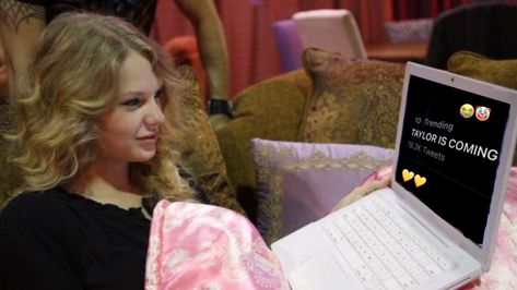 Taylor Swift Laptop, Taylor Swift Fearless Tour, Wonderland Taylor Swift, Taylor Swift Fearless Era, Fearless Tour, Sydney Carlson, Fearless Era, Red Scare, Wildflower Cases