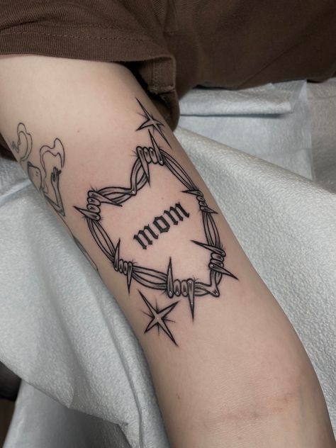 Mom Barbed Wire Heart Tattoo, Flower Barbed Wire Tattoo, Girly Barbed Wire Tattoo, Barbwire Heart Tattoo, Barbwire Tattoo, Barbwire Heart, Nirvana Tattoo, Dartmouth Nova Scotia, Mom Heart Tattoo