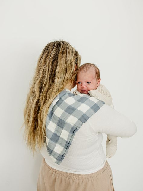 Introducing the Dusty Blue Gingham Burp Cloth by Mebie Baby, a must-have accessory for your little one's first year. Crafted from the same soft muslin fabric as our popular quilts, this burp cloth is not only stylish but also highly absorbent, ensuring fewer wardrobe changes for busy parents. Versatile and practical, our burp cloths can also double as a comforting lovey. Pair them with our muslin bibs, quilts, and swaddles to create a coordinated baby essentials collection. Make parenting a little easier and a lot more stylish with Mebie Baby's Vintage Plaid Burp Cloth. Product Details: 100% cotton muslin Wash in cold water Tumble dry low 20” x 11” About Mebie Baby: Mebie Baby is a renowned brand specializing in high-quality baby and toddler essentials. They offer a wide range of products, Muslin Burp Cloth, Shorts Romper Outfit, Muslin Bib, Toddler Essentials, Nursery Blanket, Muslin Fabric, Busy Parents, Changing Pad Cover, Cloth Fabric