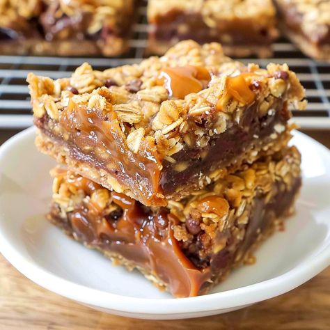 Caramel Layer Bars, Salted Caramel Oatmeal Bars, Caramel Crunch Bars, Carmelitas Recipe 9x13, Carmaleta Bars, Oatmeal Carmelitas Bars, Oatmeal Caramel Bars, Caramel Bits Recipes Kraft, Fall Bar Cookies