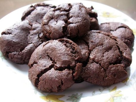 Eggless Chocolate Cookies from Food.com:   								A chewy, moist, chocolate cookie.  Easily vegan with vegan margarine.  Prep time includes chilling.  If you make drop cookies, chilling is not necessary but recommended. Eggless Chocolate Cookies, Eggless Cookies, Triple Chocolate Cookies, Eggless Desserts, Eggless Recipes, Eggless Baking, Egg Free Recipes, Desserts Vegan, Chocolate Cookie Recipes