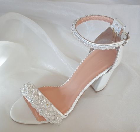 Wedding Excited to share the latest addition to my #etsy shop: Crystal Wedding shoes for bride, white bridal block heel, and white embellished wedding sandals https://etsy.me/43ta7Bt #white #wedding #newyears #blingglam #whiteweddingshoes #weddingshoes #weddingsandals Block Heels Wedding, Wedding Shoes For Bride, Shoes For Bride, Crystal Wedding Shoes, Heels Wedding, White Wedding Shoes, Jeweled Sandals, Wedding Sandals, Womens Wedding Shoes