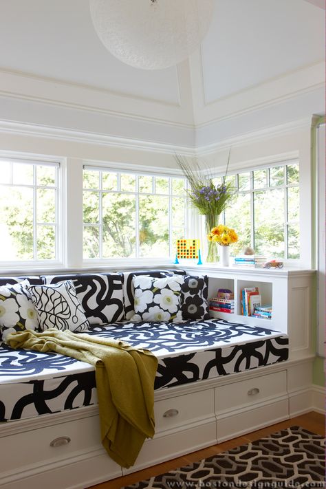 Window Seat Design, Aesthetic Interior Design, Interior Remodel, Window Ideas, Interior Renovation, Traditional Bedroom, Traditional Living Room, Home Room Design, Window Seat