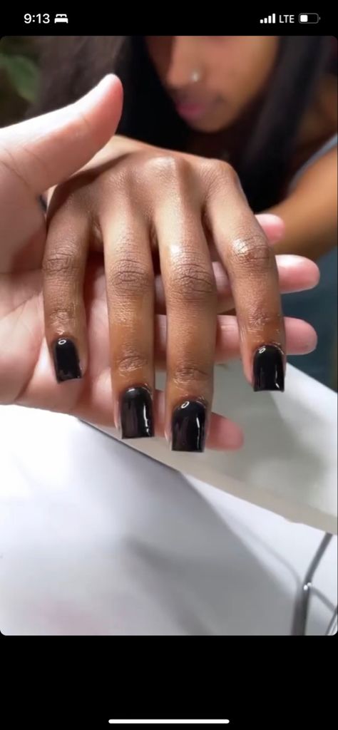 All Black Short Acrylic Nails, Black Shirt Square Nails, Black Shirt Acrylic Nails, Black Acrylic Overlay Nails, Black Shorties Acrylic Nails, Short Acrylic Nails On Black Women, Black Overlay Nails, Square Black Acrylic Nails, Black Short Acrylic Nails Square