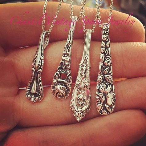 Vintage Spoon Jewelry, Silver Spoon Jewelry, Gothic Ideas, Fork Jewelry, Flatware Jewelry, Diy Jewelry To Sell, Delicate Gold Necklace, Ideas Jewelry, Spoon Jewelry