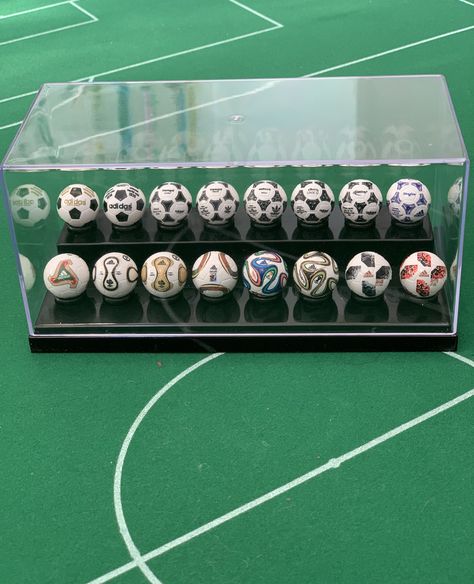 Football Office, Custom Football Boots, Football Man Cave, Soccer Room, Ball Display, Childhood Memories Art, Table Football, Spiderman Theme, Pizza Design