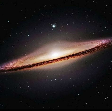 The Sombrero Galaxy Sombrero Galaxy, Night Sky Photography, Andromeda Galaxy, Space Pictures, Universe Art, Earth From Space, Beautiful Places Nature, Space And Astronomy, Deep Space