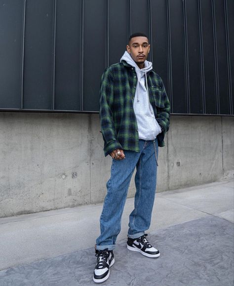 Flannel Hoodie Outfit, Nike Dunks Outfit Men, Flannel Over Hoodie, Nike Dunk High Outfit, Dunk High Outfit, Men Flannel Outfits, Green Flannel Outfit, Dunks Panda, Checkered Shirt Outfit