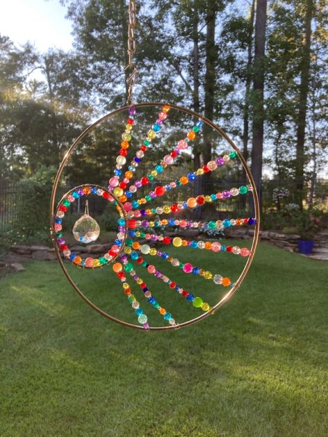 Seed Bead Suncatchers, Beaded Sun Catchers Diy, Bead Suncatcher Diy, Beaded Suncatcher Diy, Mosaic Suncatchers, Bead Art Projects, Hoop Suncatcher, Melted Bead Suncatcher, Glass Bead Suncatcher