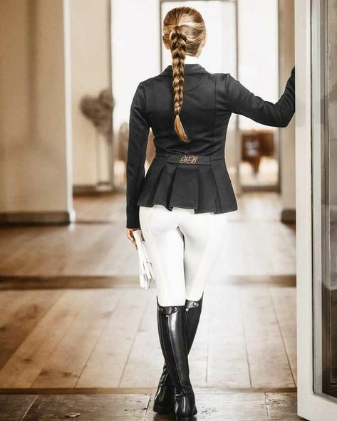 Horse Riding Fashion, Riding Outfit Equestrian, Equestrian Style Outfit, Riding Boot Outfits, Horse Riding Outfit, Riding Habit, Equestrian Chic, Riding Clothes, Equestrian Girls