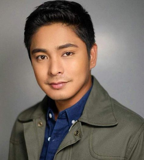 Coco Martin, Filipino Guys, Vice Ganda, Wallpaper Nature, School Art Projects, School Art, Johnny Depp, Android Wallpaper, Anime Boy