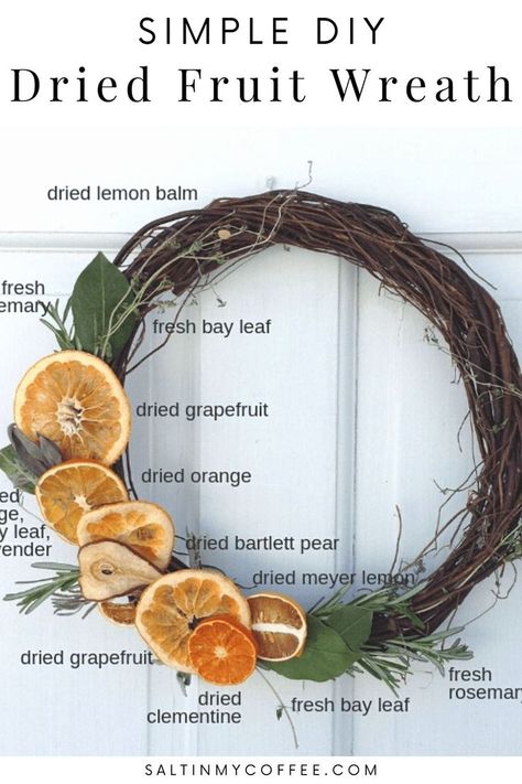 Orange Slice Wreath, Grape Vine Wreaths Diy, Homestead Crafts, Homestead Projects, Wild Crafting, Homemade Wreath, Stick Wreath, Herb Wreath, Fruit Christmas Tree