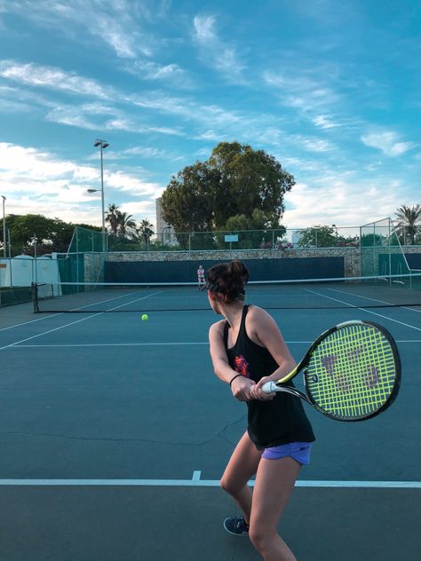 Lawn Tennis Aesthetic, Playing Tennis Aesthetic, Tennis Aesthetic Girl, Wine Vineyard Outfit, Wine Tasting Outfit Summer, Summer Wineries Outfit, Tennis Backhand, Elegant Blue Dress, Vineyard Outfit