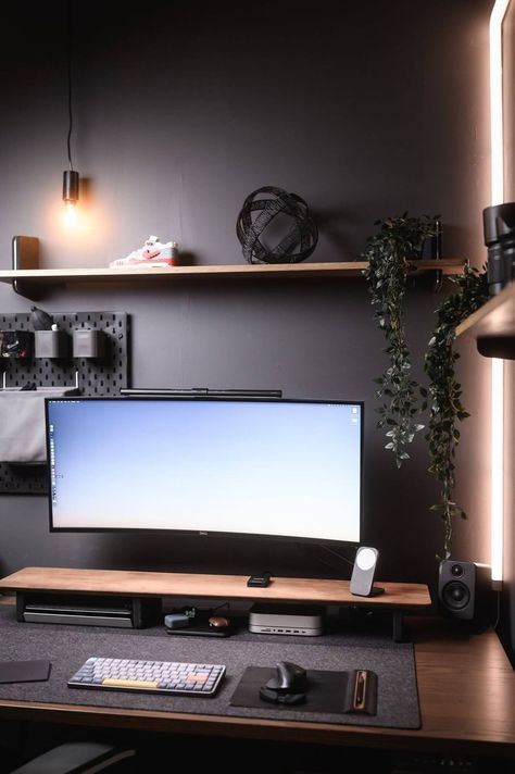 Photography Workspace, Gaming Computer Room, Tech Photography, Setup Pc, Setup Inspiration, Home Office Set Up, Hue Lights, Computer Set, Minimalist Desk