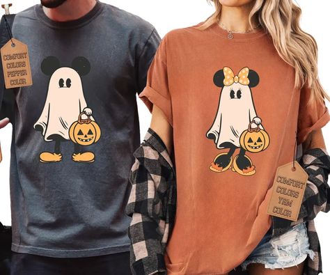 Top 5 Mickey Mouse Halloween Shirt Designs for the Perfect Spooky Season Outfit Halloween Couple Shirts, Mickey Ghost, Halloween Group, Disney Couple, Disney Couple Shirts, Halloween Couple, Fashion Halloween, Disneyland Halloween, Mickey Halloween