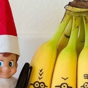 London for Kidz on Instagram: "If you’ve got this annoying small dude moving into your house on Dec 1st, then you’re going to need my guide to fun #elfontheshelf ideas. Link is in the bio, and you’re welcome 🤶🏽🤶🏻🤶🏽 . . . #elfontheshelfideas #elf #advent #elfideas #annoying #thethingswedo #xmas2020 #christmas2020 #xmasideas #kidsactivities #ukmum #londonmum #essexmum #ukdad #londondad #mumlife #dadlife #elflife #elfie #minions #bananaminions #bananas #wednesdayxlikez #igdaily #discoverunder10k 📸 @ Fancy Schanty via Pinterest ❤️" Elf Minion Banana, Dec 1st, Minion Banana, You Ve Got This, Dad Life, Dec 1, Bananas, Elf On The Shelf, Advent