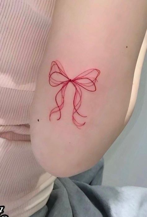 Cute Bow Tattoos, Butterfly Bow Tattoo, Cute Bow Tattoo, Little Bow Tattoo, Tricep Tattoos Women, Bows Tattoo, Korean Tattoo Ideas, Tattoo Bow, Bow Tattoos