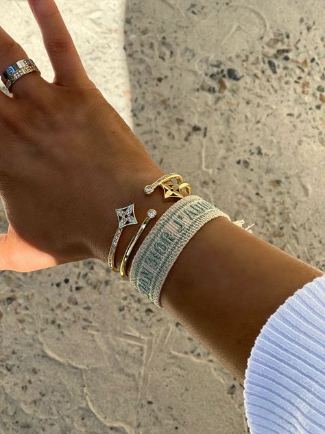 Rare Features, Cotton Bracelet, Preppy Jewelry, Wrist Jewelry, Luxe Jewelry, Jewelry Accessories Ideas, Dope Jewelry, Jewelry Fashion Trends, Classy Jewelry