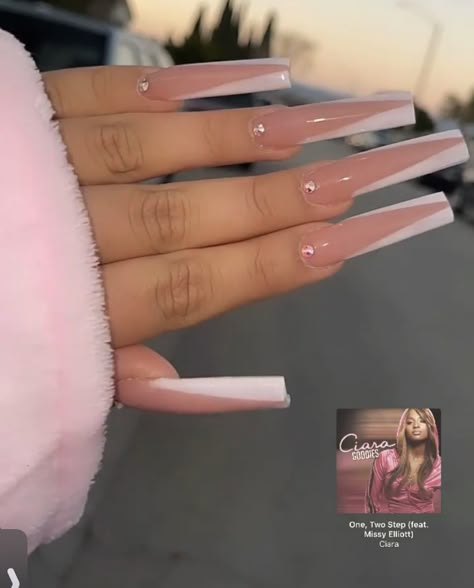 Pink Winter Nails Acrylic, Nails Acrylic Long Square, Pink Winter Nails, Nails Art Simple, Nails Acrylic Long, Nail Art 2022, Gel Nails Art, Short Nails Nail Art, Nail Art Aesthetic