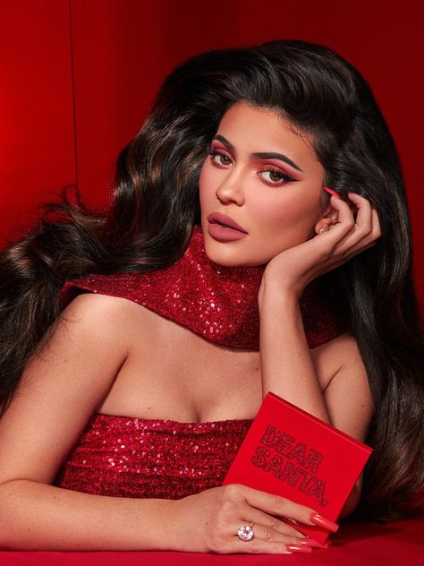 Kylie Jenner Profile, Kylie Cosmetics Birthday Collection, Cosmetics Campaign, Kim Kardashian Photoshoot, Kylie Jenner Icons, Kristen Jenner, Kylie Jenner Photoshoot, Kardashian Collection, Kylie Jenner Pictures