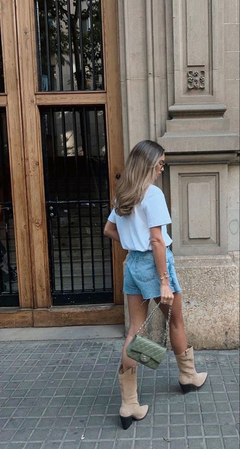 Europe Fall Outfits, Look Boho Chic, Italian Outfits, Fashion App, Country Outfits, Outfits Fashion, Spring Summer Outfits, Outfits Casuales, Cute Casual Outfits