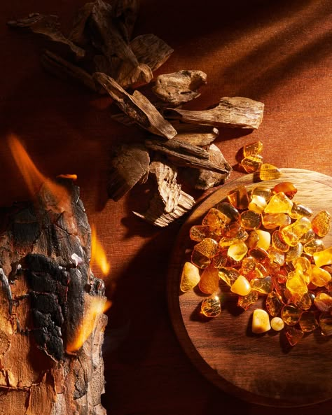 Amber Scent Aesthetic, Sandalwood Aesthetic, Ambergris Perfume, Ember Candles, Perfume Background, Amber Parfum, Amber Aesthetic, Amber Background, Amber Photography