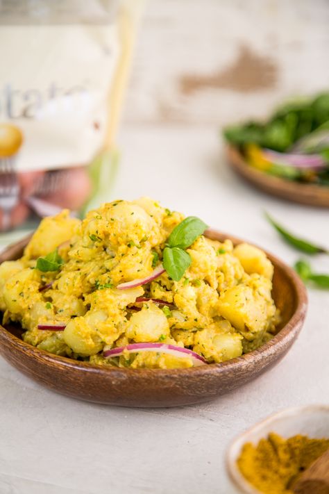 I’ve been wanting to make a potato salad with a twist since forever and I finally got the chance using The Little Potato Company’s Creamer Potatoes. They are buttery, perfect in size and so easy to cook! These Creamer potatoes are small in size which means they cook in a jiffy and make Curry Potato Salad, Curried Potato Salad, Veggie Quesadillas, Veggie Flatbread, Creamer Potatoes, Samosa Chaat, Garlic Chutney, Arugula Pesto, Pineapple Salsa