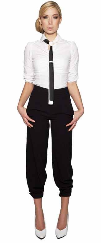 Fashion is culotte pant and necktie Bartender Outfit Classy, Bartender Uniform, Bar Tending, Bartender Outfit, Waitress Outfit, Tomboy Chic, Outfit Classy, Classic Dress, Cycling Outfit