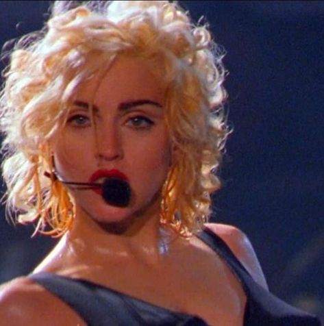 Madonna vogue on blood ambition tuor 90s M I A Singer, 90s Madonna, Madonna Rare, Singer Aesthetic, Madonna Vogue, Madonna Albums, 90’s Aesthetic, Female Artists, Bad Girl