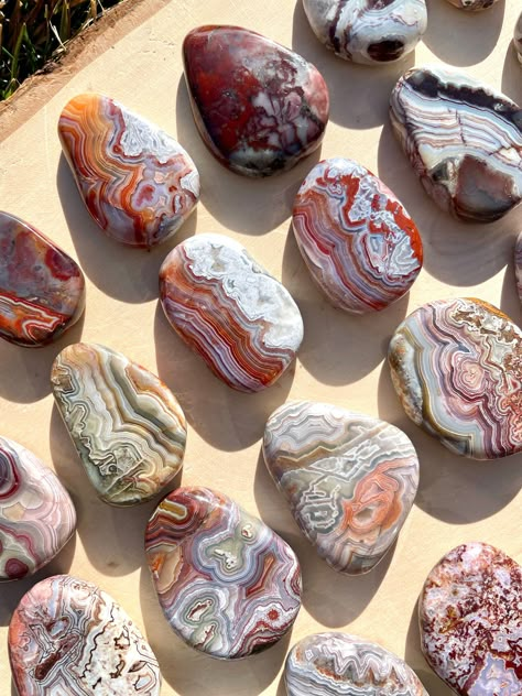 "Choose your favorite stunning LAGUNA LACE AGATE MINI PALM STONE!  Also called Pocket or Worry Stones, these beauties measure from 1.4\" to 1.9\" in length by .3\" to .4\" thick.  This batch of stones is so good, and offers so many varieties!  Choose your favorite(s)! This captivating sought-after gemstone is known for its intricate patterns, vibrant colors and unique beauty!  It's a mixture of agate, chalcedony and quartz.  Laguna Lace Agate has striking banded patterns that resemble delicate l Laguna Lace Agate, Stone Bangles Gold, Crystals Natural, Crystal Spiritual, Marble Rock, Agate Art, Lace Agate Stone, Agate Rocks, Forest Life