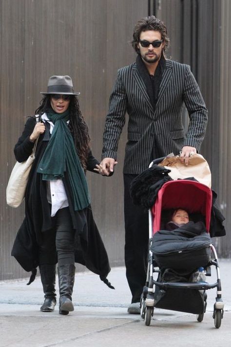 Jason Momoa and Wife Lisa Bonet's Body Language - What It ... Jason Momoa Wife, Jason Momoa And Lisa Bonet, Aquaman Actor, Jason Momoa Lisa Bonet, The Cosby Show, Lisa Bonet, Taylor Kitsch, Celeb Crush, Joe Manganiello