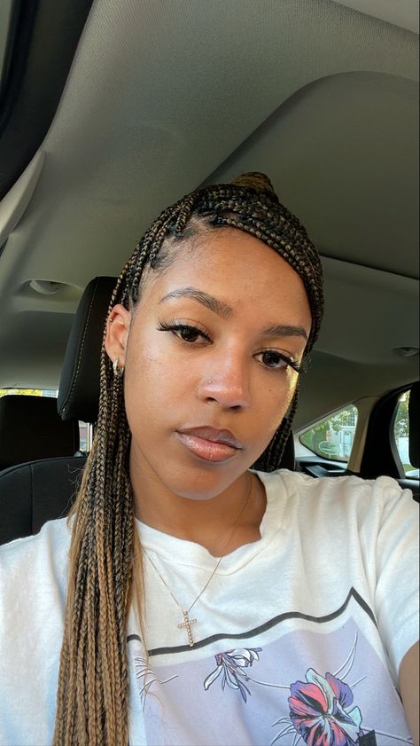 Side Swoop Braids Black Women, Swoop Half Up Half Down Braids, Side Swoop Hairstyles For Black Women, Side Swoop Knotless Braids, Side Swoop With Braids, Swoop Hairstyles With Braids, Side Swoop Braids, Knotless Braids Styled, Swoop Hairstyles