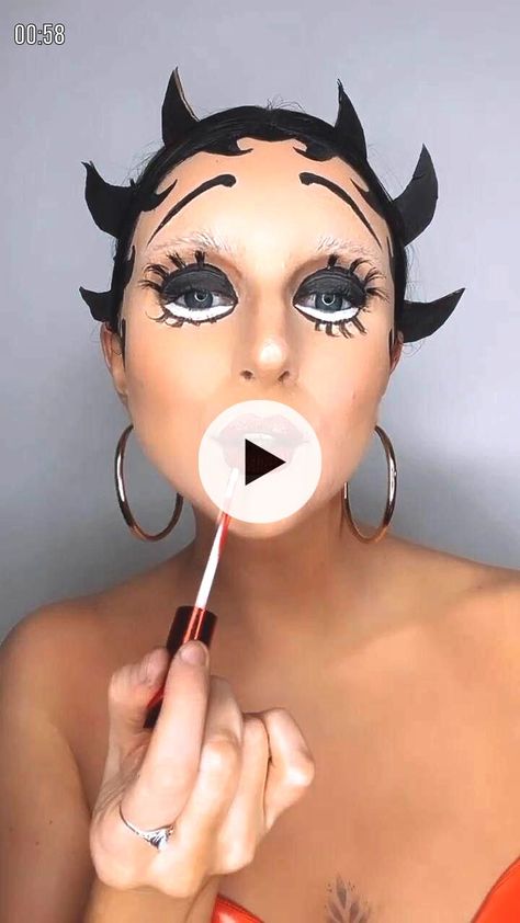 ✓✓Boop-Oop-a-Doop ❤️ Cute Betty Boop makeup transformation by @mua_sophie_melville ???? Which animated character would you lov Kiss Halloween Costumes, Cute Betty Boop, Halloween Costumes For Brunettes, Monster High Halloween Costumes, Betty Boop Makeup, Blonde Halloween Costumes, Funny Couple Halloween Costumes, Creepy Makeup, Up Halloween Costumes