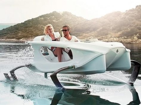 Quadrofoil: A revolutionary all-electric hydrofoiling watercraft Electric Boat, Cool Boats, Jetski, Mens Gear, Personal Watercraft, Outboard Motors, Water Toys, Watercraft, Boat Design