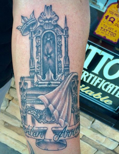 Throne Tattoo Chair, Throne Tattoo, Tattoo Chair, Throne Chair, The Throne, Get A Tattoo, Hand Tattoos, Portrait Tattoo, Tatting