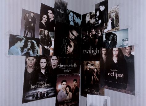 Twilight Room Inspiration, Twilight Bedroom Ideas, Twilight Themed Bedroom, Twilight Room Ideas, Twilight Themed Room, Twilight Inspired Bedroom, Twilight Room Decor, Twilight Bedroom Aesthetic, Twilight Room Aesthetic