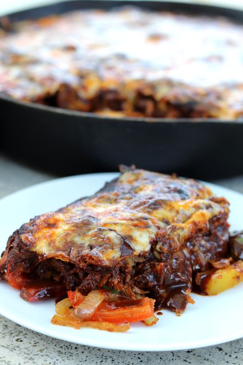 Loaded Chicken Mole Skillet (The Ultimate Mexican Lasagna!) | Chapi's Kitchen Vegetable Fajitas, Chicken Mole Recipe, Veggie Fajitas, Mole Recipe, Loaded Chicken, Fajita Vegetables, Enchilada Bake, Mexican Lasagna, Chicken Mole