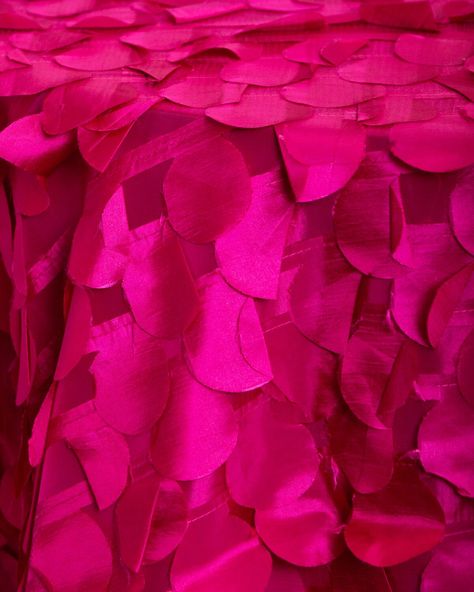 Fuchsia Color Aesthetic, Magenta Room, Fuchsia Aesthetic, Pink Fanta, Pink Tablecloth, Valentino Pink, Color Fucsia, Viva Magenta, Barbie Shoes