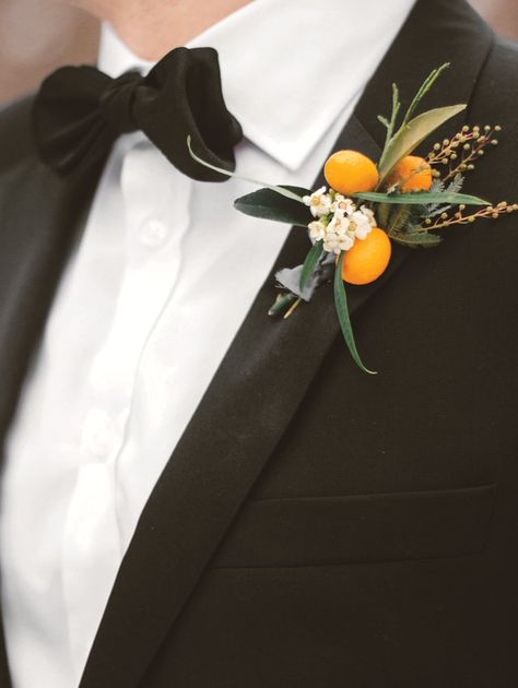 Florida Citrus Wedding, Kumquat Boutonniere, Citrus Boutonniere, Lemon Wedding Flowers, Traditional Wedding Flowers, Citrus Wedding Theme, Citrus Themed Wedding, Orange Blossom Wedding, Citrus Theme