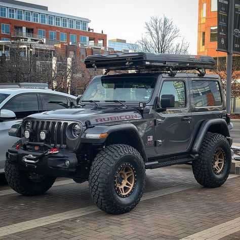 Save by Hermie Jeep Wrangler 2 Door Modified, 2 Door Jeep Wrangler Camping, Jeep Wrangler Two Door, Jeep Wrangler Modified, Wrangler Camper, Jeep Wrangler Camper, Wrangler Offroad, Jeep Wrangler 2 Door, Jeep Overland