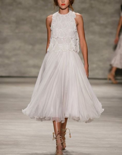 . Wanderlust Fashion, Gonna In Tulle, Mode Inspo, 2015 Fashion, Gorgeous Gowns, Mode Inspiration, White Fashion, Beautiful Gowns, Couture Dresses