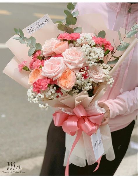 Ramo Aesthetic, Light Pink Flower Bouquet, Light Pink Bouquet, Flower Boquet, Pink Flower Bouquet, Birthday Flowers Bouquet, Luxury Flower Bouquets, Mother's Day Bouquet, Pink Travel