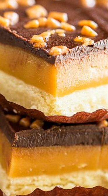 Millionaire Bars, Chewy Caramel, Won The Lottery, Buttery Shortbread Cookies, Dessert Bar Recipe, Shortbread Cookie, The Lottery, Best Brownies, Cheesecake Bites