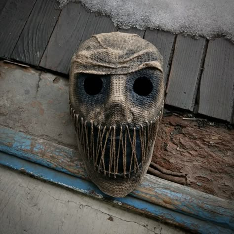 Monster Images, Strašidelný Halloween, Scarecrow Mask, Creepy Masks, Pink Floyd Art, Mascaras Halloween, Mask Aesthetic, Horror Masks, Scary Mask