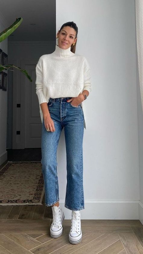 Fall Work Outfits Jeans, Straight Bootcut Jeans Outfit, Outfit Ideas With Straight Jeans, Work Outfit Converse, Cropped Flair Jeans Outfit, Wide Leg Jeans Outfit Winter Casual, Old Money Jeans Outfit, Fall Outfits With Converse, Hightop Converse Outfit